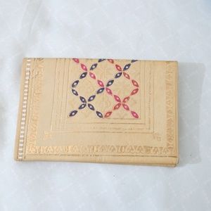 Vintage gold leaf 22 Carats tan leather wallet